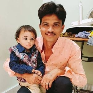 Meet your Posher, Shaik